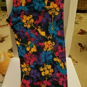 Lularoe OS leggings Nwot -girl with balloons